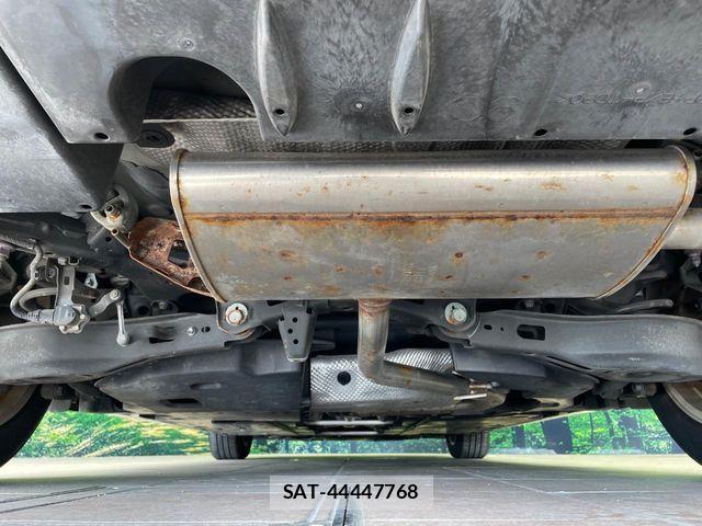 Toyota PRIUS 2021-08 8849266-19