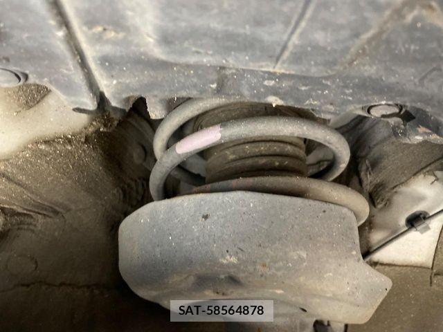 Toyota PRIUS 2021-01 8848979-19