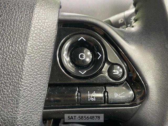 Toyota PRIUS 2021-01 8848979-4