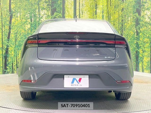 Toyota PRIUS 2024-02 8850378-14