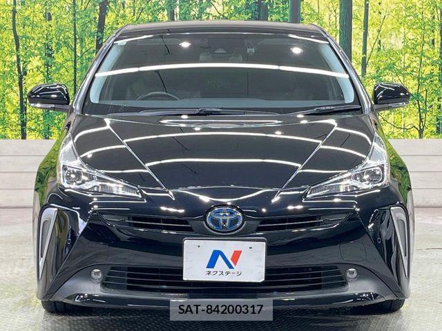 Toyota PRIUS 2019-10 8850383-13