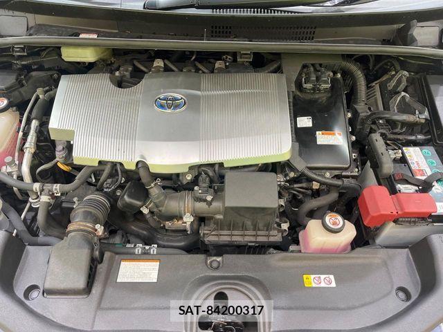 Toyota PRIUS 2019-10 8850383-17