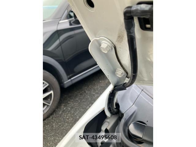 Toyota PRIUS 2014-02 8850405-10