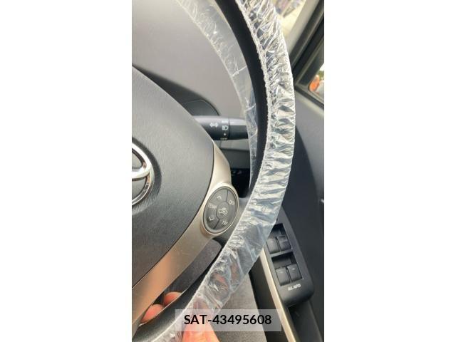 Toyota PRIUS 2014-02 8850405-20