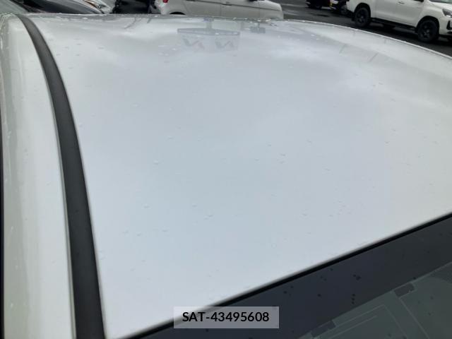 Toyota PRIUS 2014-02 8850405-5