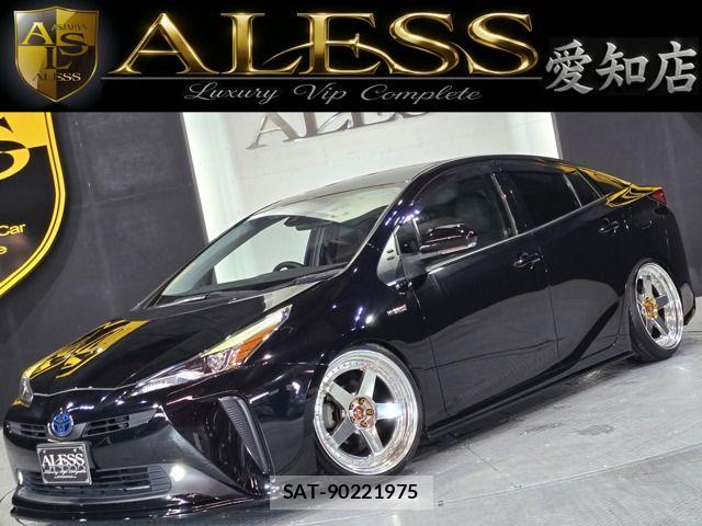 Toyota PRIUS 2019-08 8850381-0