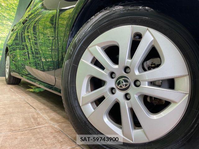 Toyota PRIUS 2017-09 8850386-12