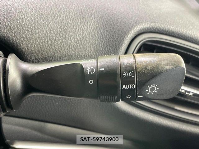 Toyota PRIUS 2017-09 8850386-6