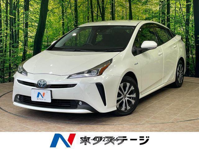 Toyota PRIUS 2019-08 8850391-0