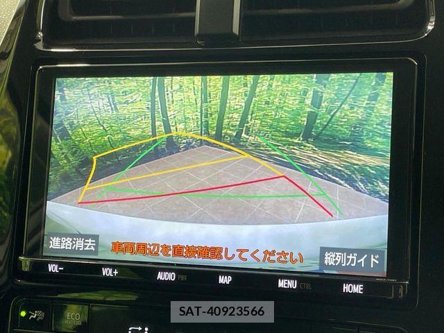 Toyota PRIUS 2019-08 8850391-4
