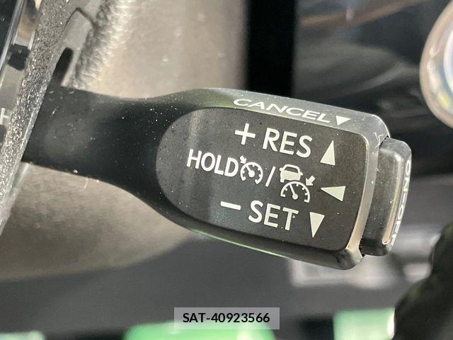 Toyota PRIUS 2019-08 8850391-5