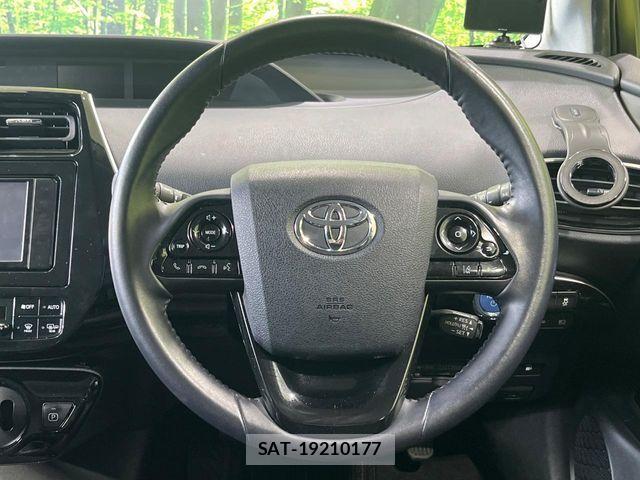 Toyota PRIUS 2019-06 8850396-10