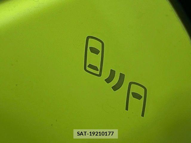 Toyota PRIUS 2019-06 8850396-4