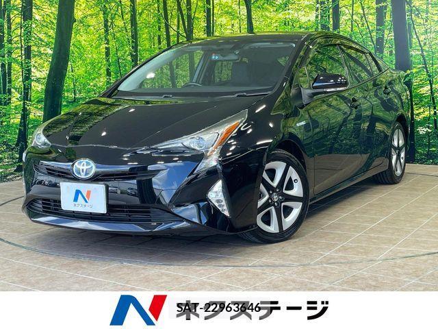 Toyota PRIUS 2017-01 8850389-0