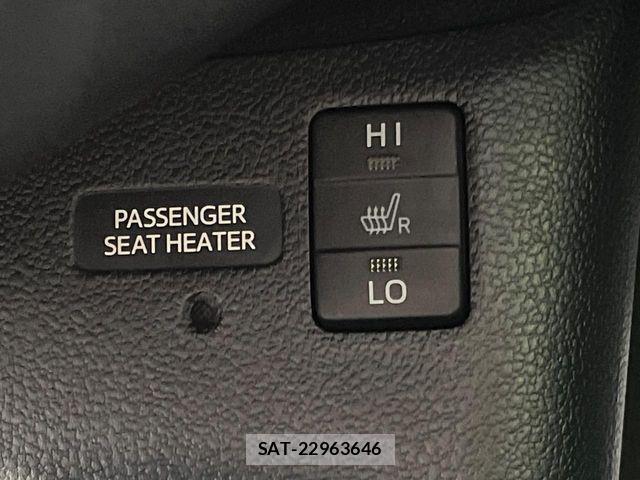 Toyota PRIUS 2017-01 8850389-5