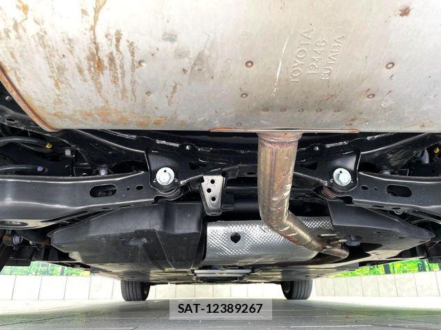 Toyota PRIUS 2024-02 8850371-18