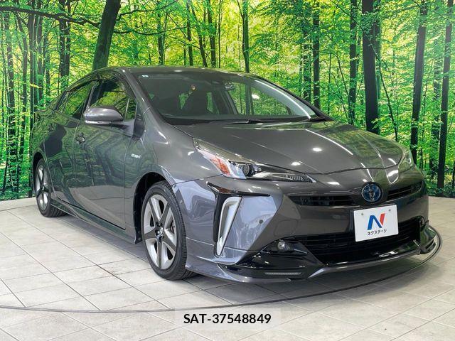 Toyota PRIUS 2019-09 8849343-15