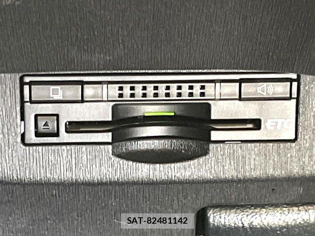 Toyota PRIUS 2015-10 8850397-4