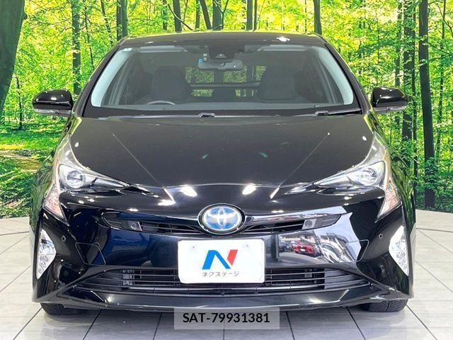 Toyota PRIUS 2016-05 8849847-13