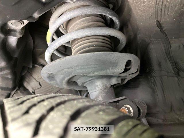 Toyota PRIUS 2016-05 8849847-19