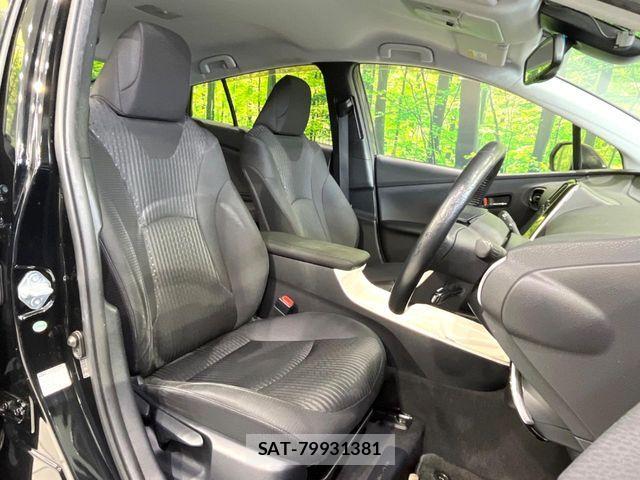 Toyota PRIUS 2016-05 8849847-7