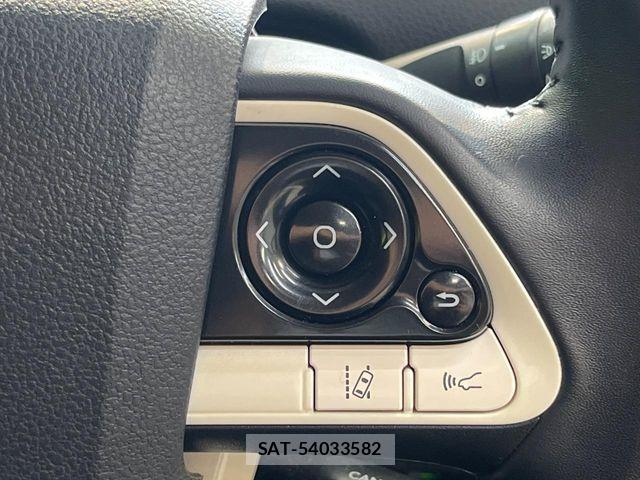 Toyota PRIUS 2018-09 8850393-4