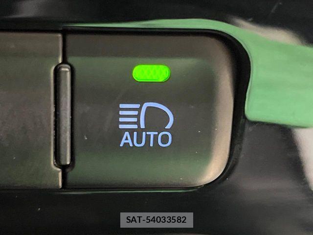 Toyota PRIUS 2018-09 8850393-6