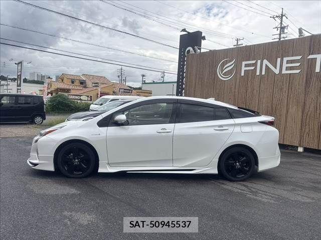 Toyota PRIUS 2016-01 8850402-20