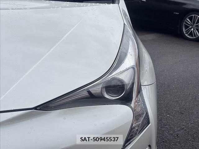 Toyota PRIUS 2016-01 8850402-21