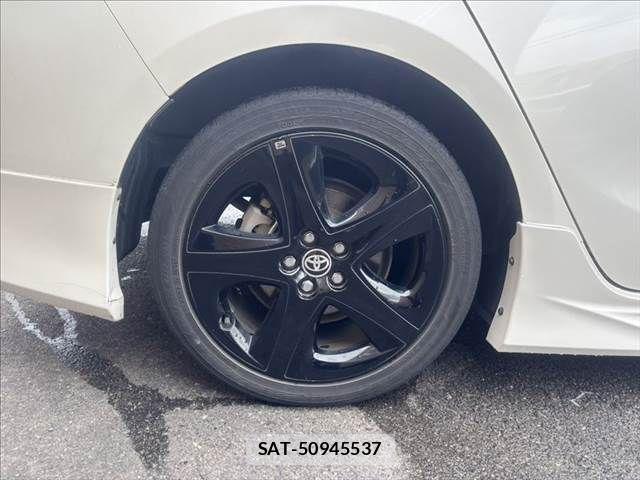 Toyota PRIUS 2016-01 8850402-25