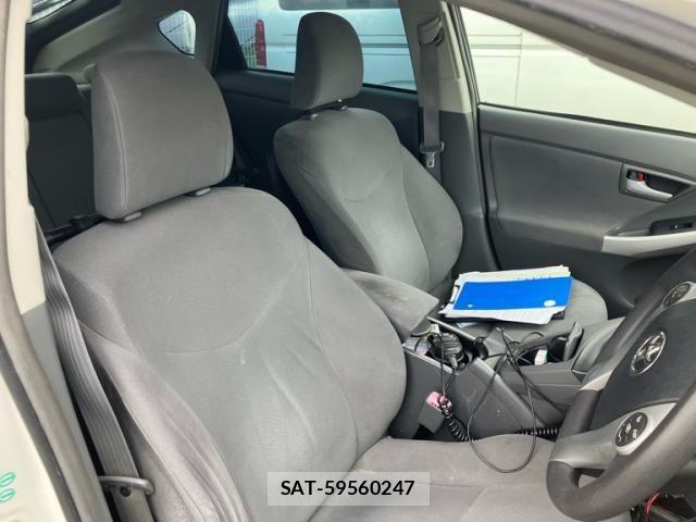 Toyota PRIUS 2009-10 8849888-16