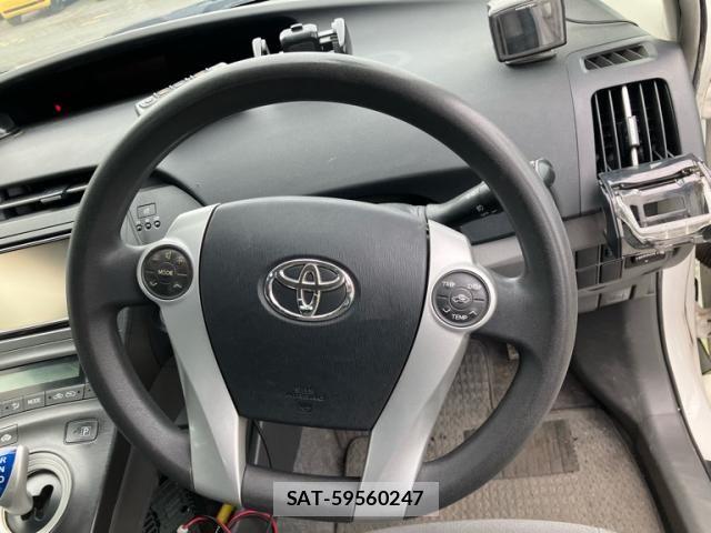 Toyota PRIUS 2009-10 8849888-18