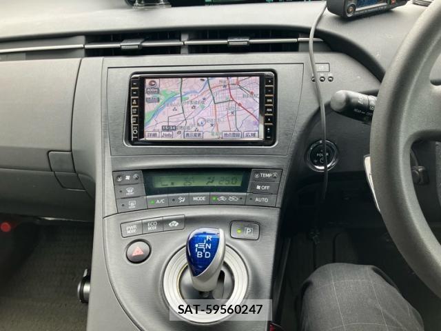 Toyota PRIUS 2009-10 8849888-24
