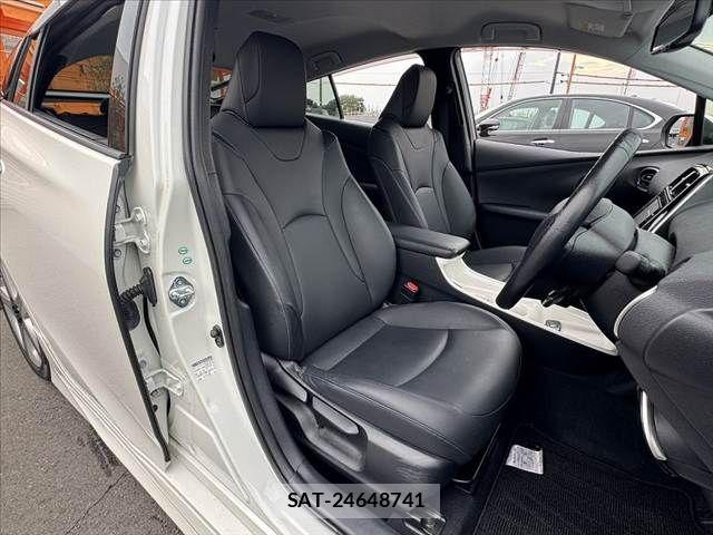 Toyota PRIUS 2016-01 8850384-15