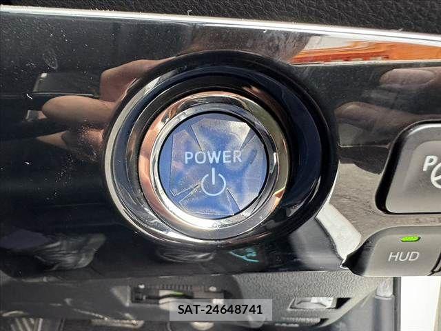 Toyota PRIUS 2016-01 8850384-28