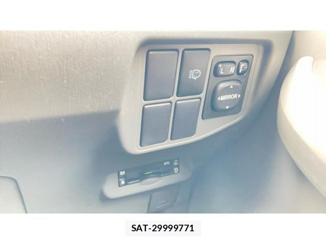 Toyota PRIUS 2009-06 8850410-19