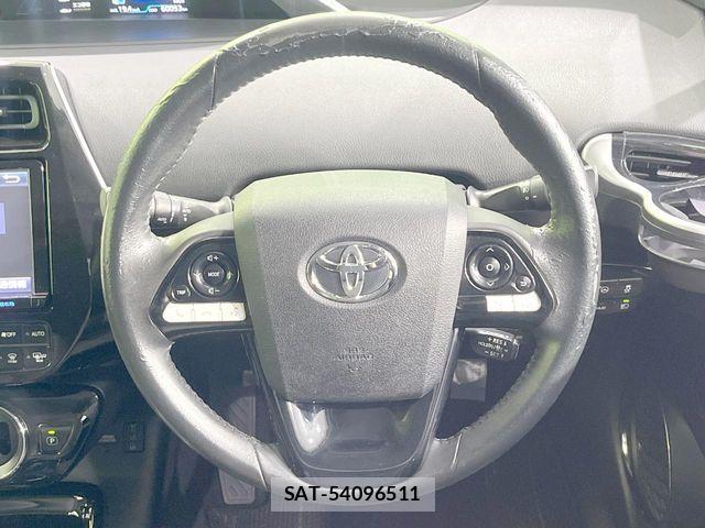 Toyota PRIUS 2016-06 8850382-10
