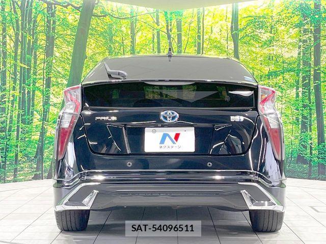 Toyota PRIUS 2016-06 8850382-14