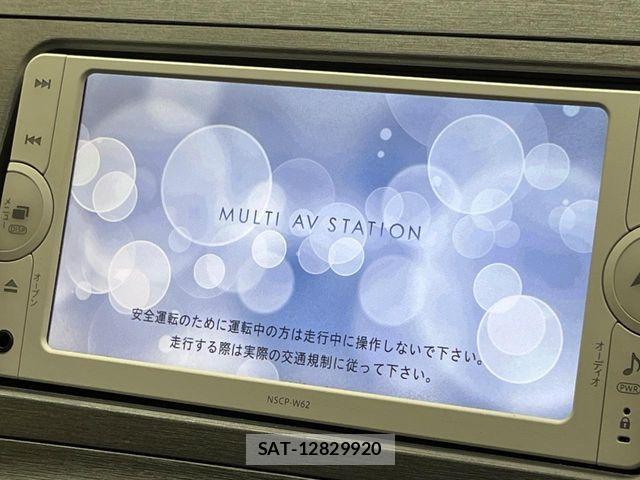 Toyota PRIUS 2013-11 8849534-2