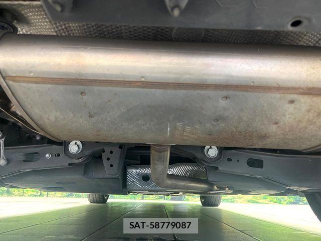 Toyota PRIUS 2019-09 8850390-18