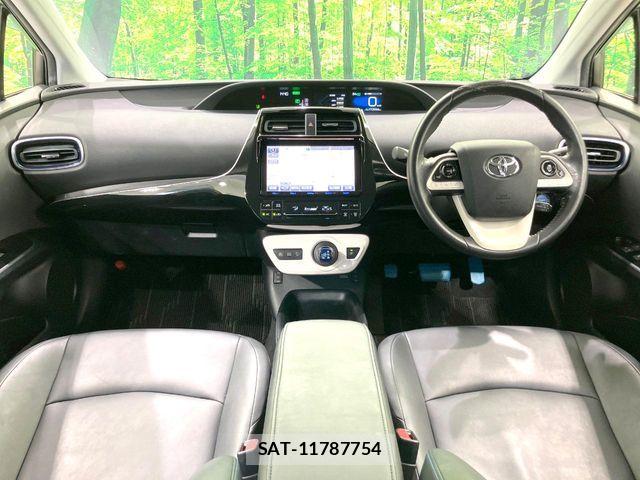 Toyota PRIUS 2016-04 8849678-1