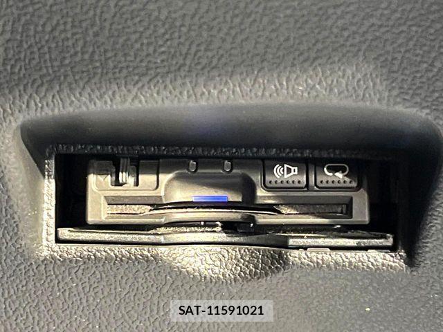 Toyota PRIUS 2016-05 8871846-6