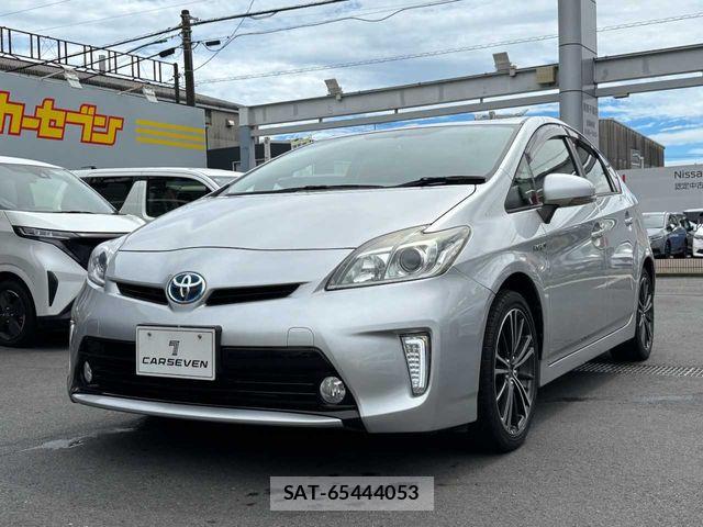 Toyota PRIUS 2013-07 8871856-27