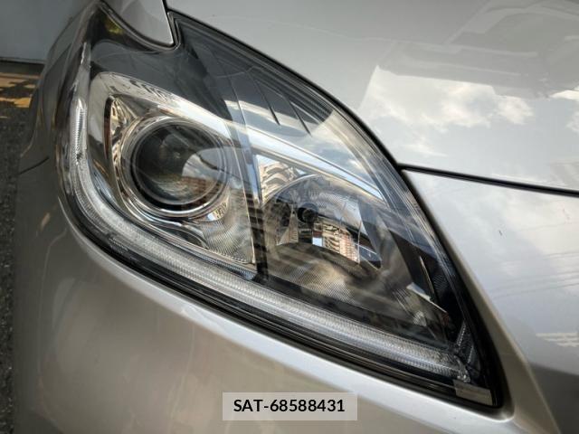 Toyota PRIUS 2014-04 8871864-9