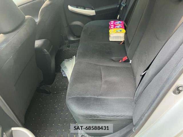 Toyota PRIUS 2014-04 8871864-12