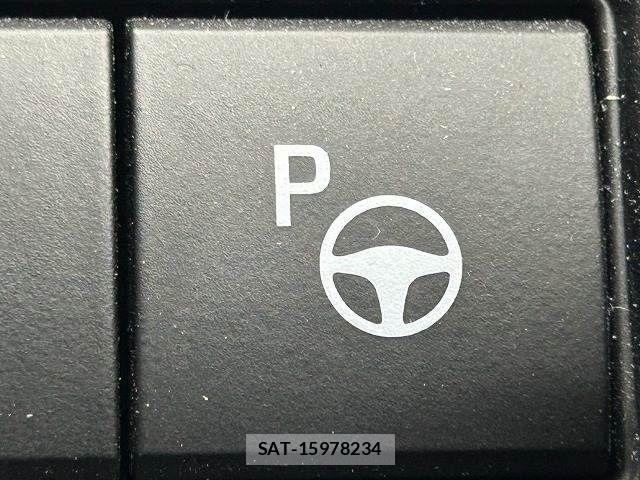 Toyota PRIUS 2024-08 8871834-7