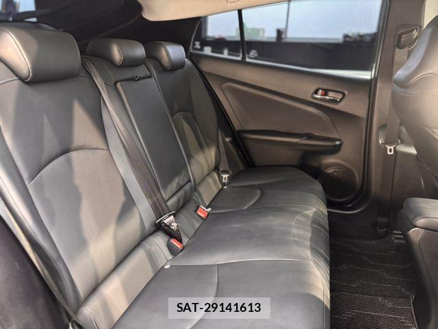 Toyota PRIUS 2018-12 8871840-11