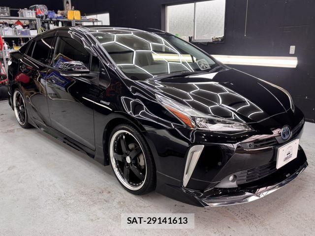 Toyota PRIUS 2018-12 8871840-1