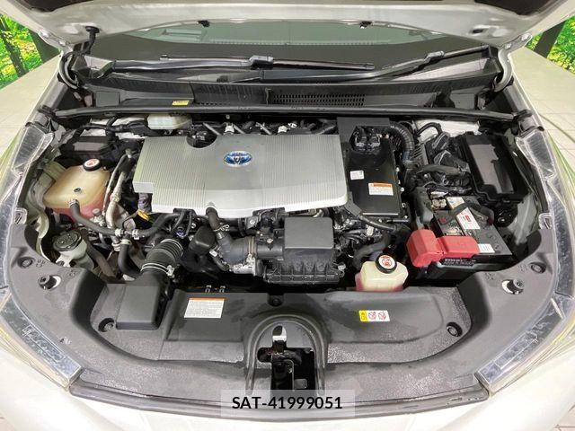 Toyota PRIUS 2017-04 8871845-17