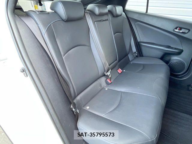 Toyota PRIUS 2017-03 8871849-10